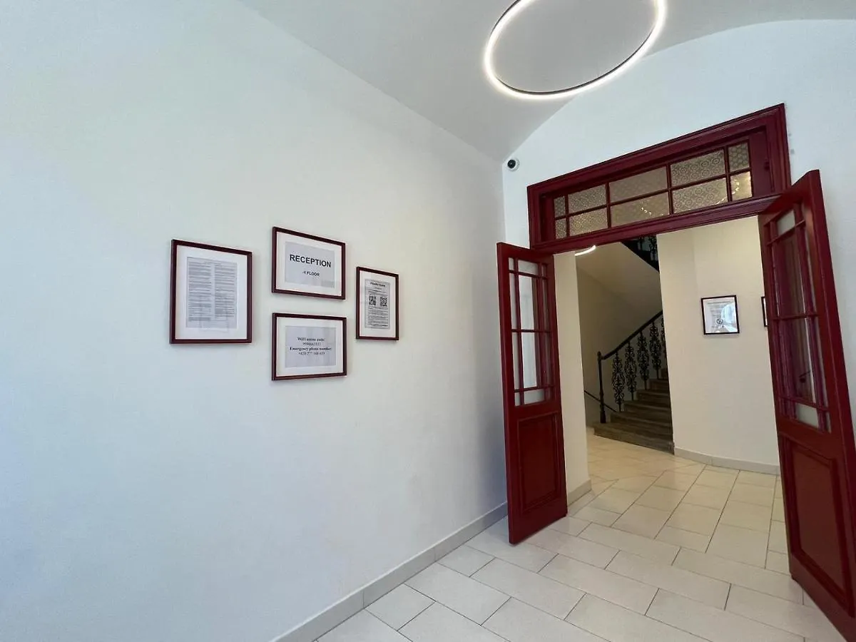 Figaro Suites Praga Hotel apartamentowy