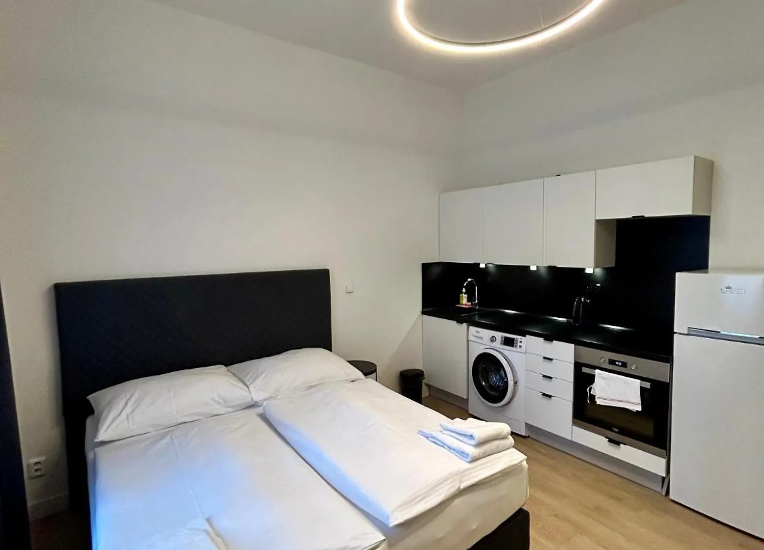 Hotel apartamentowy Figaro Suites Praga